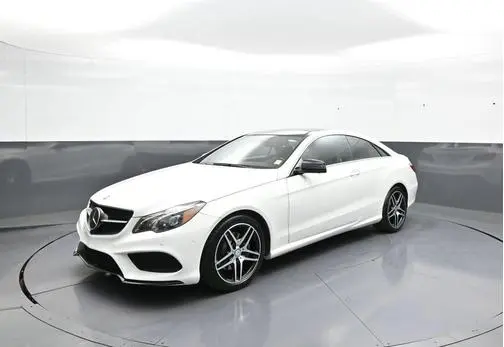 2017 Mercedes-Benz E-Class E 400 AWD photo