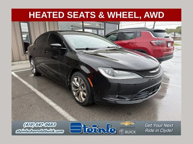 2015 Chrysler 200 S AWD photo