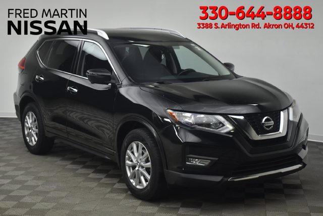 2017 Nissan Rogue SV AWD photo