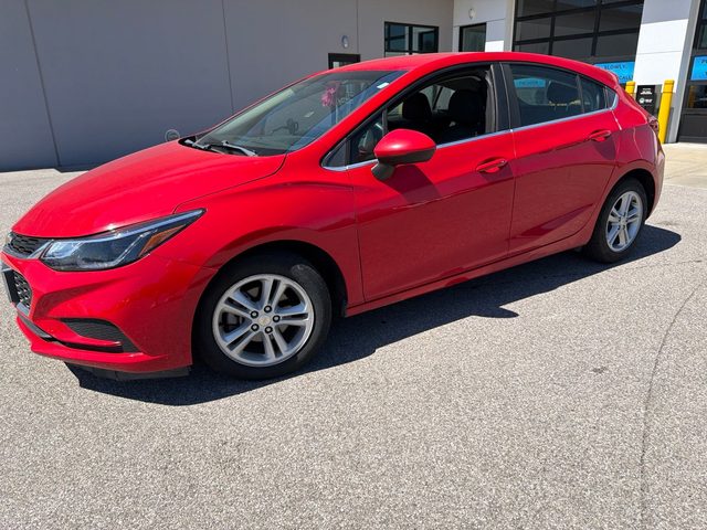 2017 Chevrolet Cruze LT FWD photo