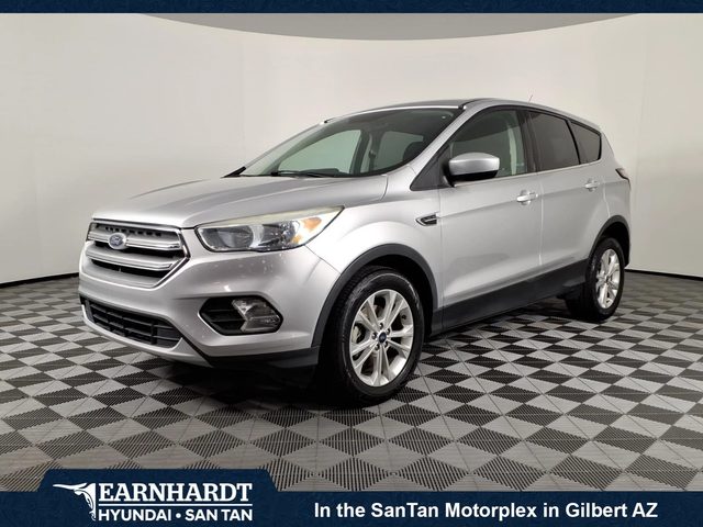 2017 Ford Escape SE FWD photo