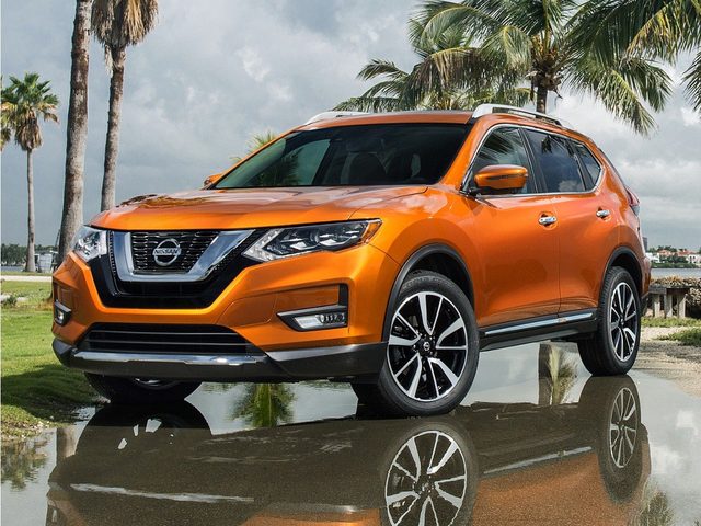 2017 Nissan Rogue SL FWD photo