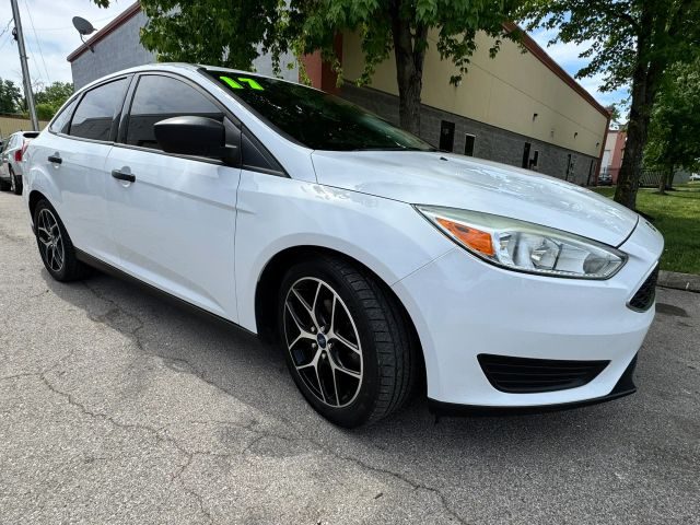 2017 Ford Focus S FWD photo