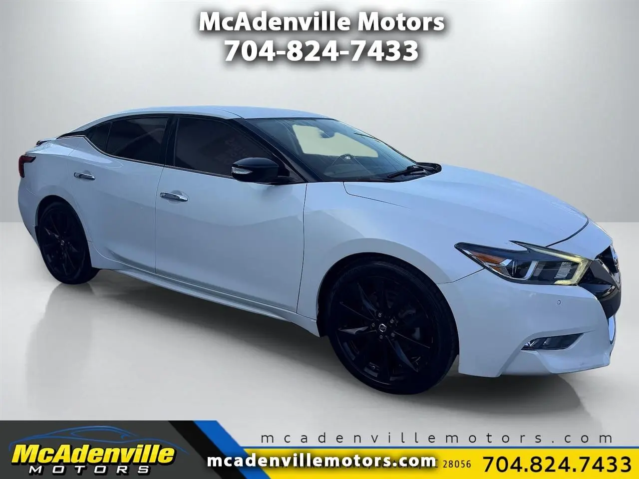 2017 Nissan Maxima SR FWD photo