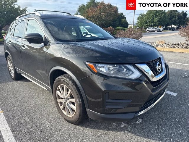 2017 Nissan Rogue SV AWD photo