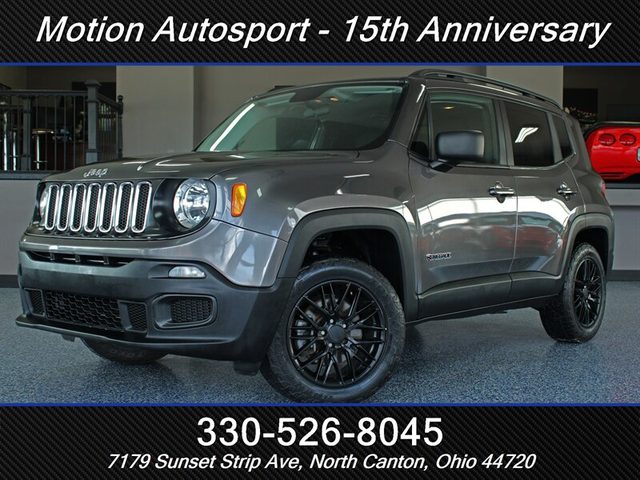 2017 Jeep Renegade Sport 4WD photo