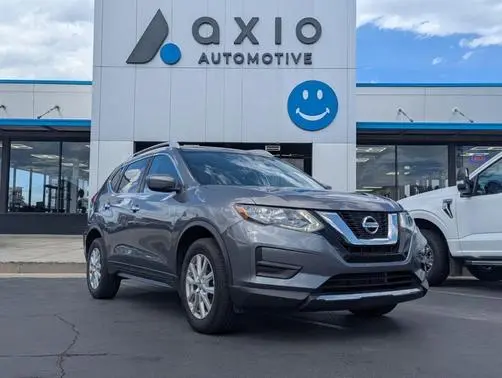 2017 Nissan Rogue SV AWD photo