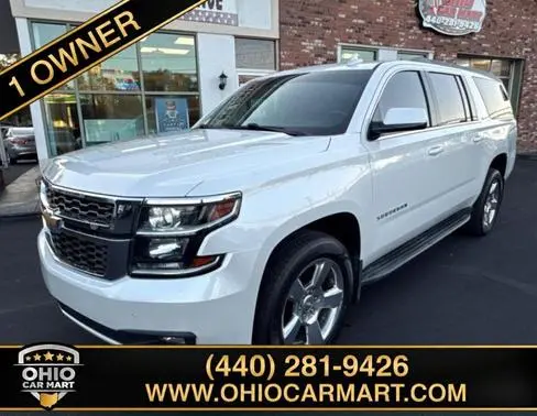 2017 Chevrolet Suburban LT 4WD photo