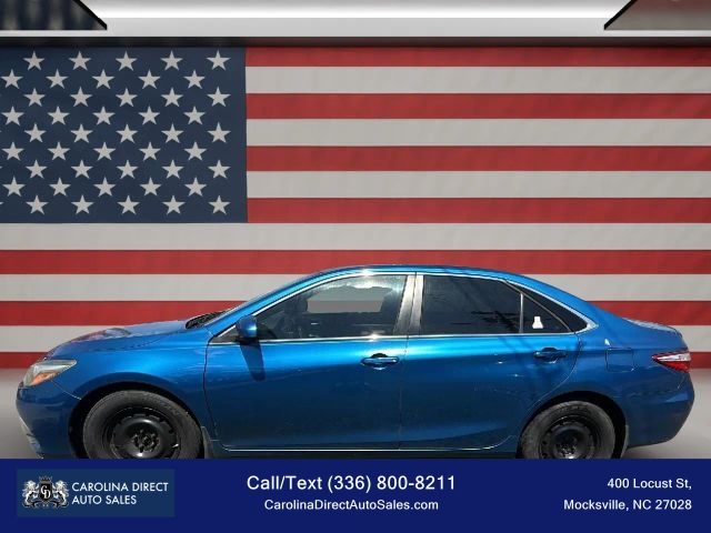 2017 Toyota Camry XSE FWD photo