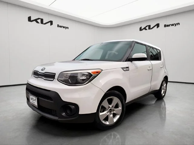 2017 Kia Soul Base FWD photo