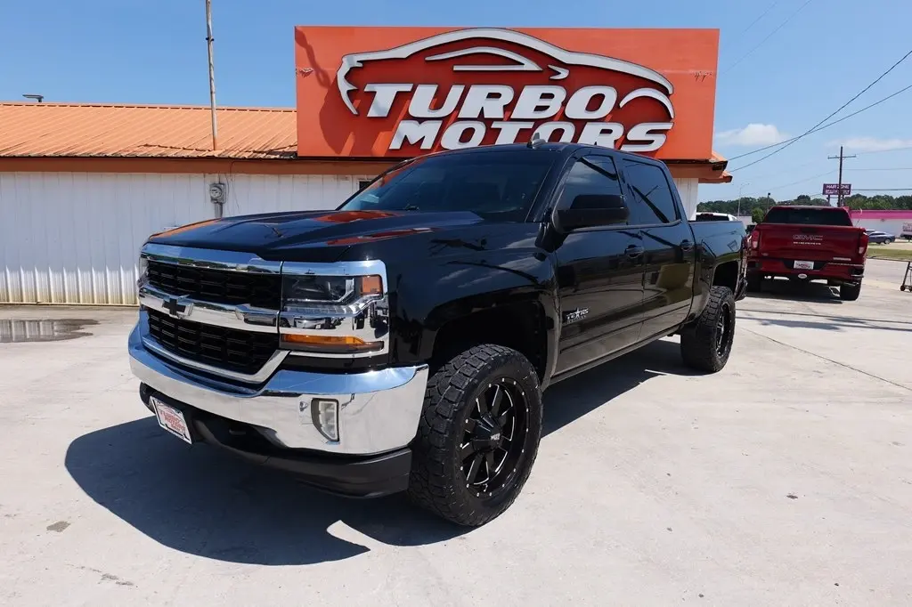 2017 Chevrolet Silverado 1500 LT RWD photo