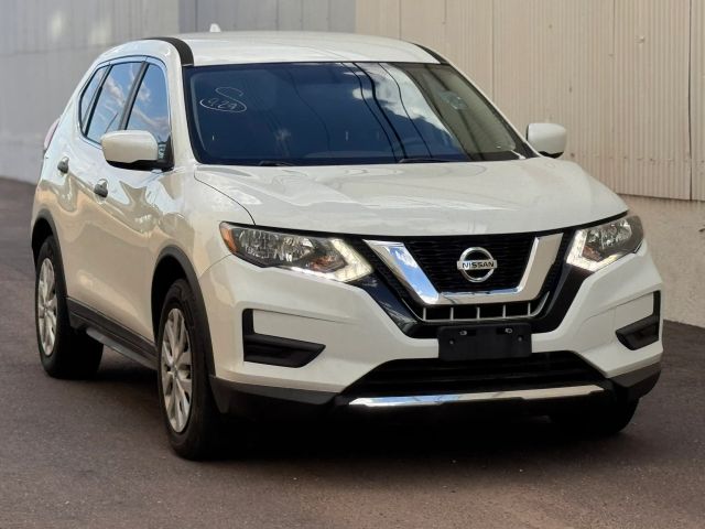 2017 Nissan Rogue S FWD photo