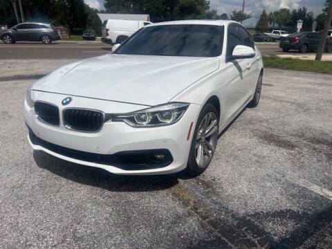 2017 BMW 3 Series 330i RWD photo