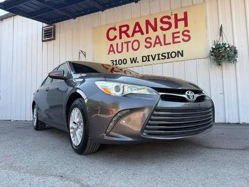2016 Toyota Camry LE FWD photo