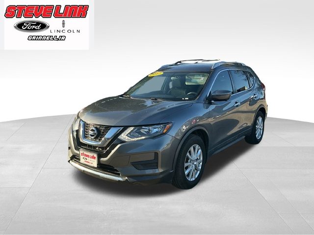 2017 Nissan Rogue SV FWD photo