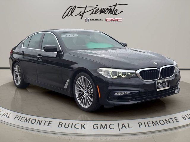 2017 BMW 5 Series 530i xDrive AWD photo