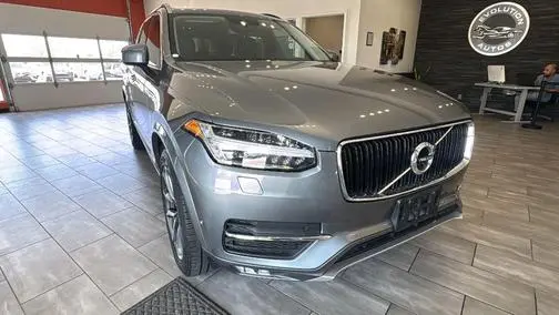 2017 Volvo XC90 Momentum AWD photo