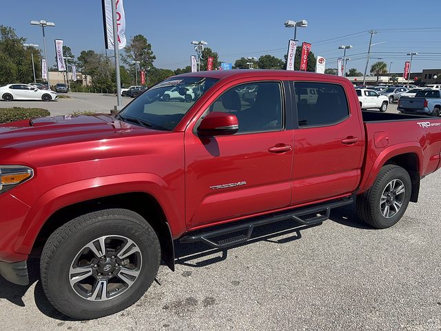2017 Toyota Tacoma TRD Sport RWD photo