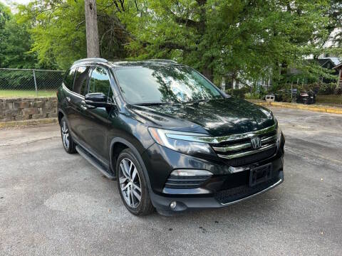 2017 Honda Pilot Touring AWD photo