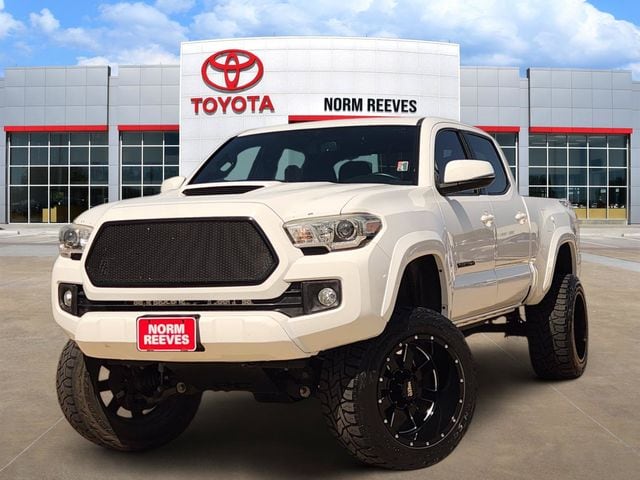 2017 Toyota Tacoma TRD Sport 4WD photo