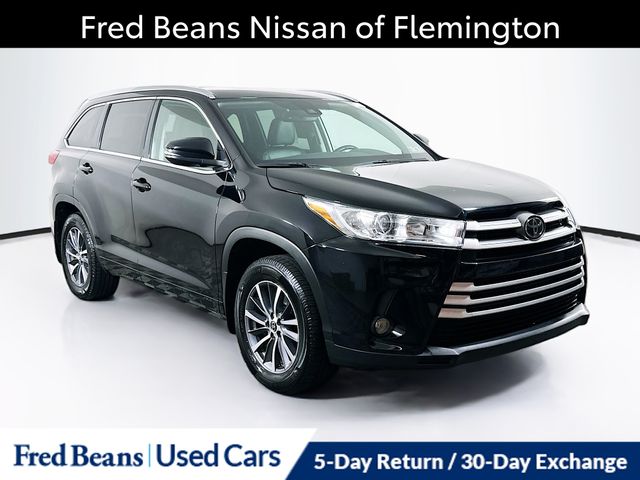 2017 Toyota Highlander XLE AWD photo