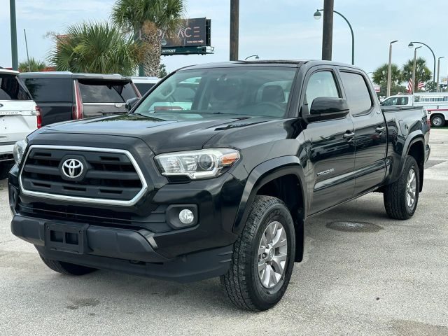 2017 Toyota Tacoma SR5 4WD photo