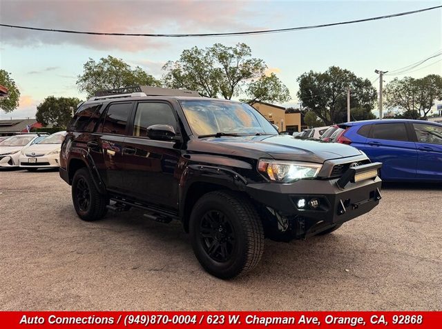 2017 Toyota 4Runner SR5 4WD photo
