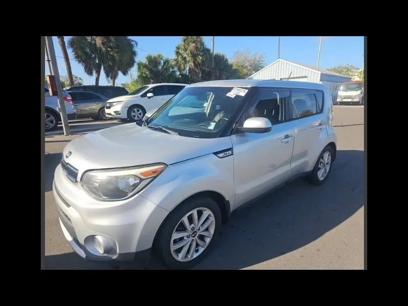 2017 Kia Soul + FWD photo