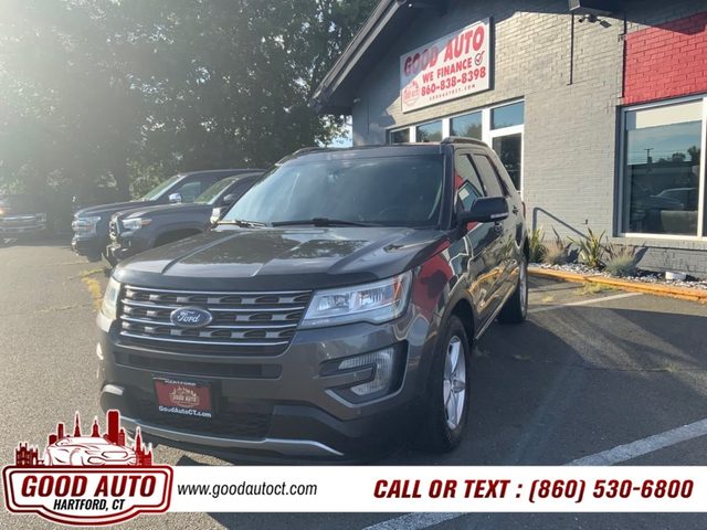 2017 Ford Explorer XLT 4WD photo
