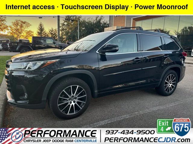 2017 Toyota Highlander SE FWD photo
