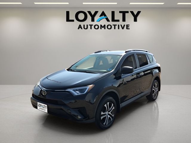 2017 Toyota RAV4 LE AWD photo