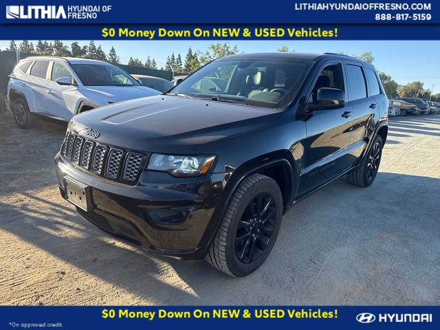 2017 Jeep Grand Cherokee Altitude 4WD photo