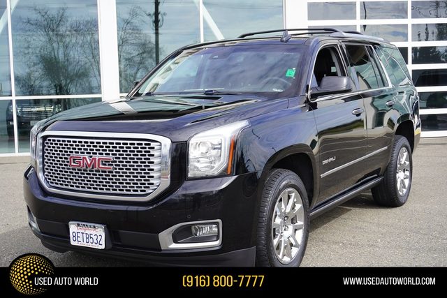 2017 GMC Yukon Denali 4WD photo