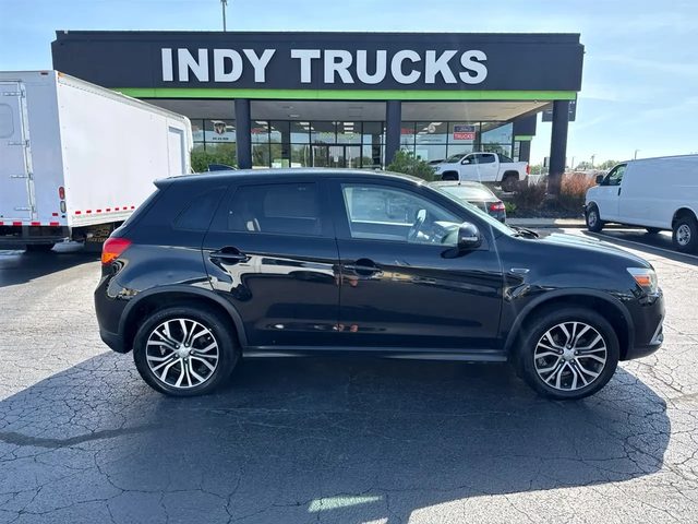 2017 Mitsubishi Outlander Sport ES 2.0 FWD photo
