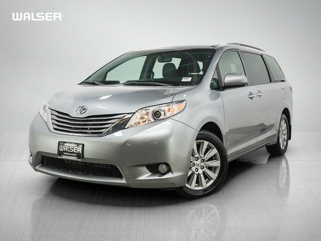 2017 Toyota Sienna XLE AWD photo