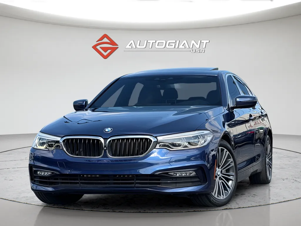 2017 BMW 5 Series 540i RWD photo