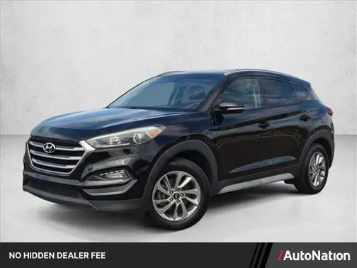 2017 Hyundai Tucson SE Plus AWD photo