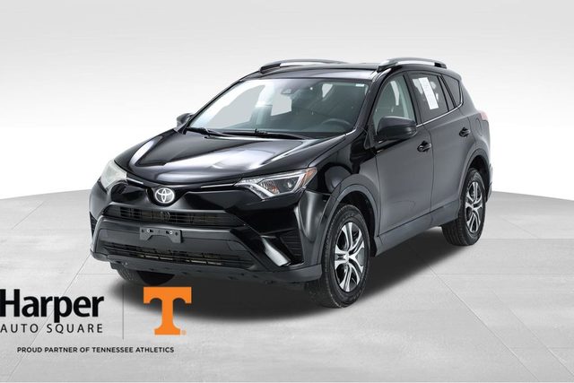 2017 Toyota RAV4 LE AWD photo