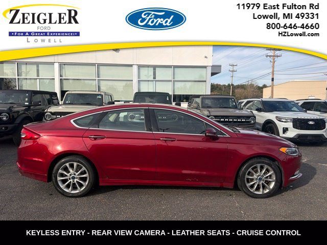 2017 Ford Fusion SE FWD photo