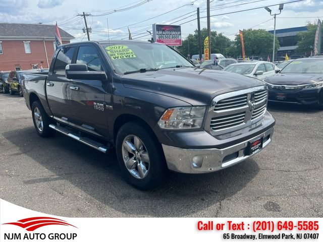 2017 Ram 1500 Big Horn 4WD photo