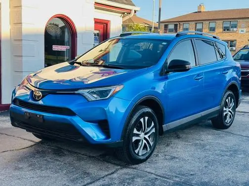 2017 Toyota RAV4 LE AWD photo
