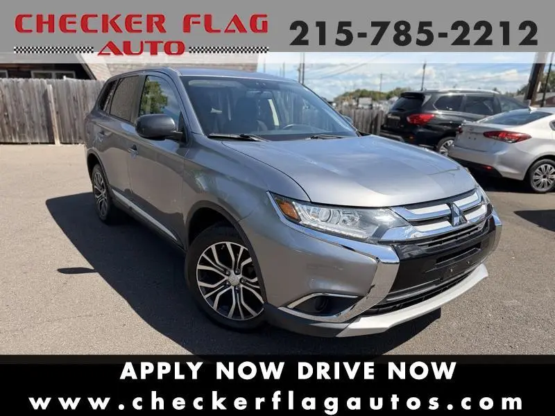 2017 Mitsubishi Outlander ES 4WD photo