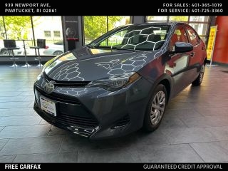 2017 Toyota Corolla LE FWD photo