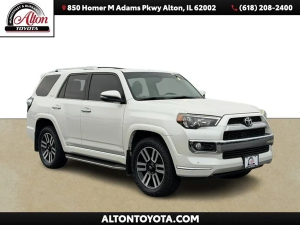 2017 Toyota 4Runner Limited 4WD photo