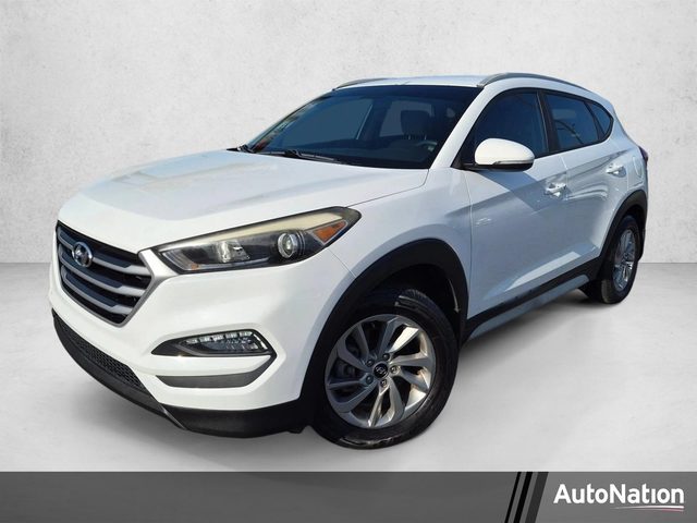 2017 Hyundai Tucson SE Plus FWD photo