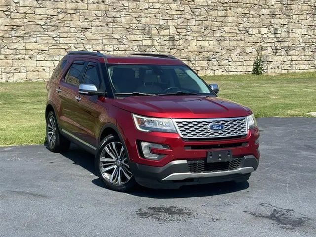 2017 Ford Explorer Platinum 4WD photo