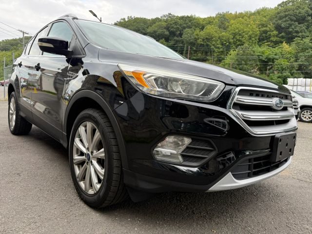 2017 Ford Escape Titanium 4WD photo
