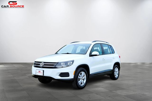 2016 Volkswagen Tiguan S FWD photo