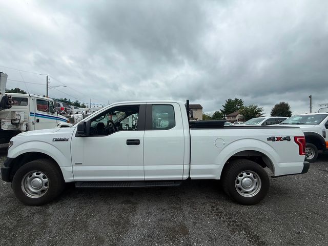 2017 Ford F-150 XL 4WD photo