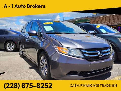 2017 Honda Odyssey SE FWD photo